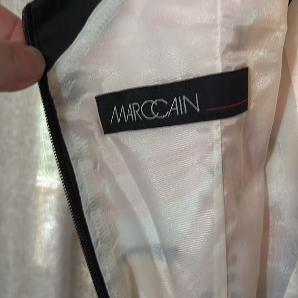 Marc Cain floral sheath dress BNWOT - Picture 11 of 15